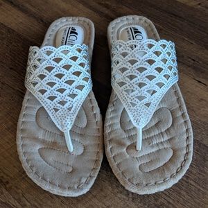 Cliff. Womens dress sandles / flip flops